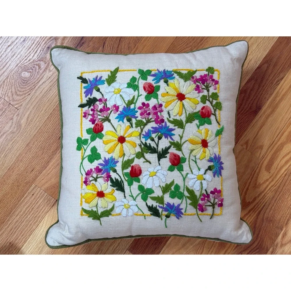 Set of 4 Vintage Crewel Embroidered Throw Pillows Birds Florals Cottagecore